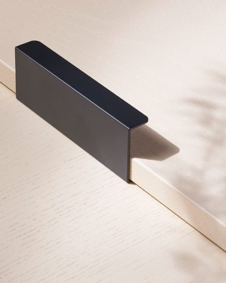 Beslag Design Hide 120 Handtag - Knoppar & Beslag Pulverlackerad Metall Toniton Svart