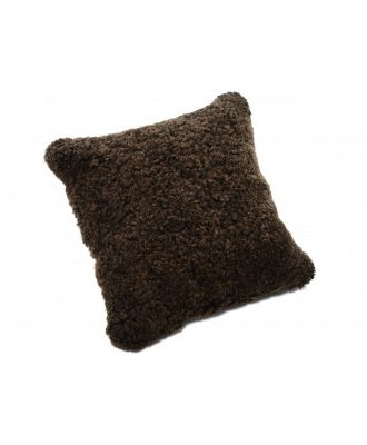 Curly brunmelerad - kuddfodral i lockigt fårskinn