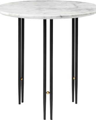 Gubi Ioi Soffbord Svart / / Marmor Ø50 Cm - Soffbord Mässing Vit