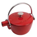 Staub Rund Tekanna i 1,15 L Körsbär - Tebryggare & Tekannor Gjutjärn Röd
