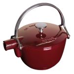 Staub Rund Tekanna i 1,15 L Grenadine - Tebryggare & Tekannor Gjutjärn Mörkröd