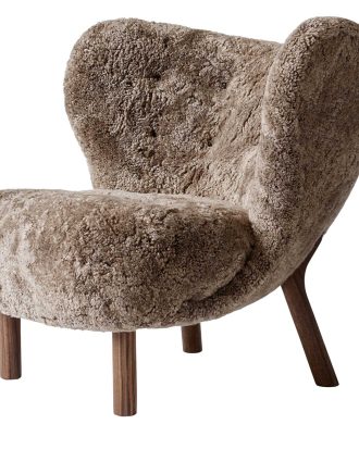 &Tradition Little Petra Loungestol Vb1 Oljad Valnöt / Fårskinn - Fåtöljer Trä Sahara