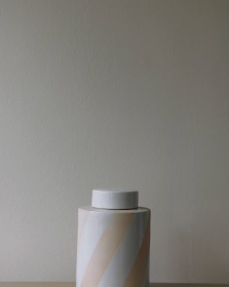 Mimou - Handmålad burk 21 cm - Natur