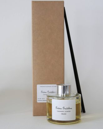 Gröna Gredelina - Doftpinnar ekologisk Cashmere Legnoso - Vit