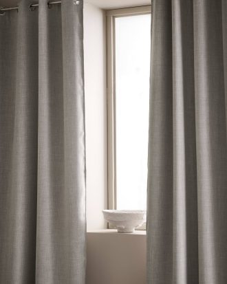 Ellos - Mörkläggande gardin Iben med öljetter