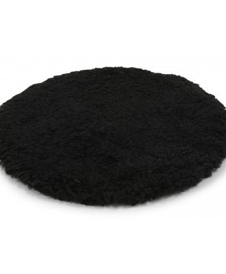Curly pad svart - rund stolsdyna med stoppning i lockigt fårskinn