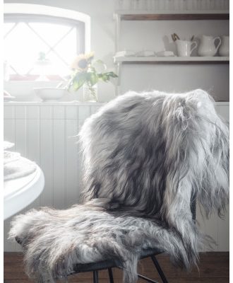 Molly grey - långhårigt fårskinn eko