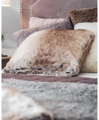 Cozy - kuddfodral i konstmaterial