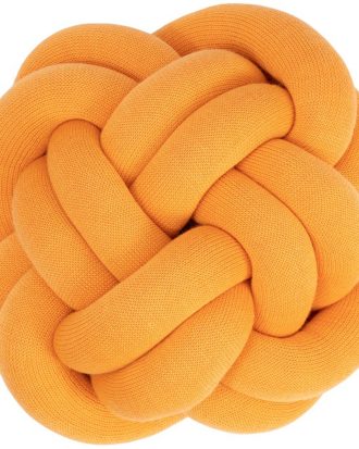 Design House Stockholm Knot Kudde, - Prydnadskuddar & Fodral Akryl Aprikos