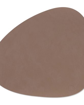 Lind Dna Curve L Bordstablett Nupo 37x44 Cm Truffle - Bordstabletter & Glasunderlägg Läder Tryffel