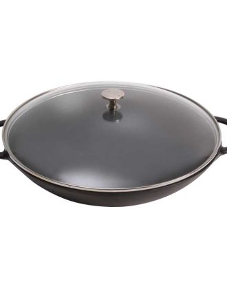 Staub Wok i Gjutjärn Med Glaslock 37 Cm - Wokpannor Svart