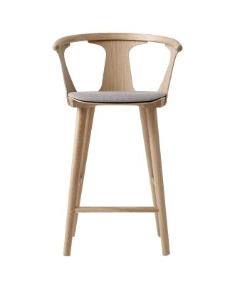 &Tradition In Between Barstol Sk8 / Fiord 251 - Barstolar Skum Oljad Ek