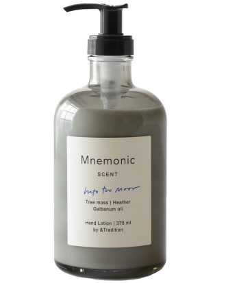 &Tradition Mnemonic Mnc2 Handlotion 375 Ml Into The Moor - Tvålar Glas